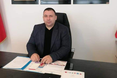 Kahraman; "Atatürk’ü pazarlık malzemesi yaptıranları kınıyorum"