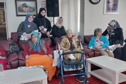 Huzurevinde 8 Mart Dünya Kadınlar Günü programı