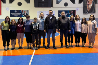 Başkan Talay'dan halk oyunları ekibine ziyaret