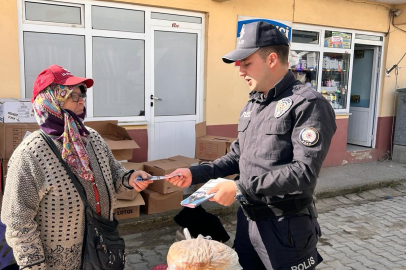 Polisten vatandaşa broşürlü uyarı