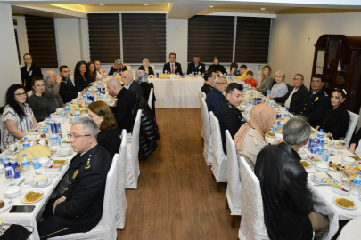 Ekici, şehit aileleri ve gazilerle iftar programında buluştu