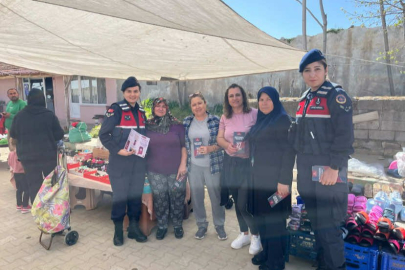 Halk pazarında KADES tanıtıldı