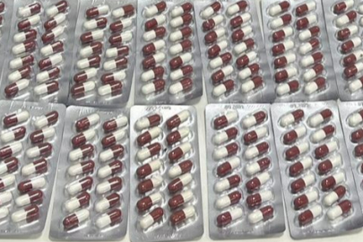 Üst Aramasında Sentetik Ecza Hap Ele Geçirildi