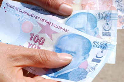 Parası ve Telefonu Çalındı