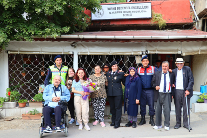 Jandarmadan engellilere ziyaret