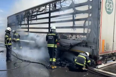 Yanan Dorse Demir Yığınına Dönüştü