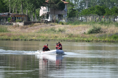Edirne'de İtfaiye Personelinin Eğitimleri Sürüyor