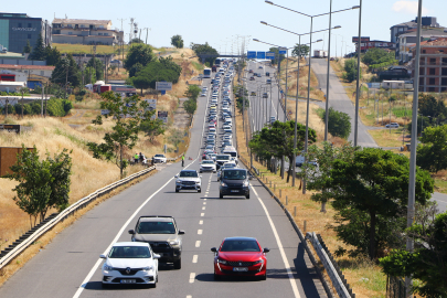 İstanbul-Tekirdağ Kara Yolunda Bayram Yoğunluğu Devam Ediyor