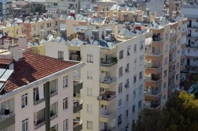 Eski Erkek Arkadaşı Kapıya Dayandı