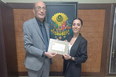 Öğretmenlere Üstün Başarı Belgesi Verildi