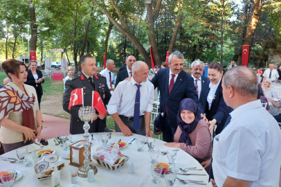 Vali Sezer, Şehit ve Gazi Yakınlarıyla Yemekte Buluştu
