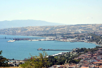 “Marmara Denizi'nde Tsunamiyi Tetikleyecek 3 Büyük Çukur Var”