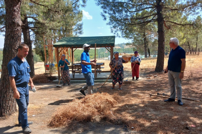 Atay, Temizlik Çalışmalarını Yerinde İnceledi