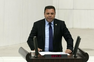 "Çiftçi Can Çekişirken Hasat Şöleni Düzenlenemez"