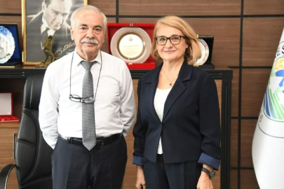 Başkan Özcan, Prof. Dr. Kumkale'yi Ağırladı