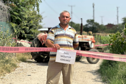Tapulu Arazisindeki Yola 'Özel Mülk' Yazısı Asıp, Ulaşıma Kapattı