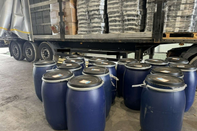 Sınırda 14 Bin Paket Kaçak Sigara Plastik Fıçılara Konuldu