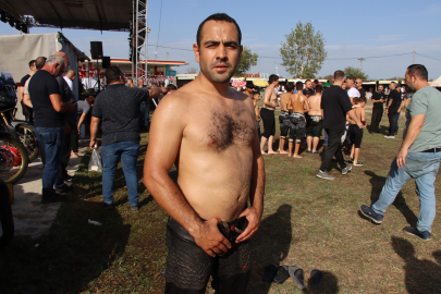 Kırklareli'nin "Pehlivan Avukatı" Yağlı Güreş Organizasyonlarında Kol Bağlıyor