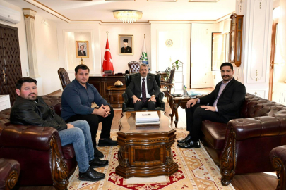 Edirne Valisi Sezer Milli Güreşçileri Kabul Etti