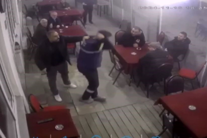 Kahvehanede Silahlı Dehşet Anları Kamerada