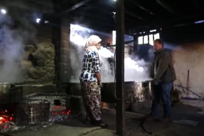 "Havası Pekmez Kokan Köy"de Ocaklar Pancarın Pekmeze Dönüşmesi İçin Yandı