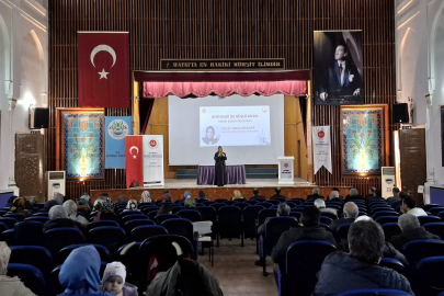 Edirne’de "Ailede Çözüm Becerileri" Konferansı