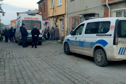Yalnız Yaşayan Kadın Evinde Ölü Bulundu