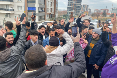 Suriye'de Esed Rejiminin Son Bulması Ankara'da Coşkuyla Kutlanıyor