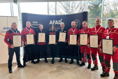 SPAK Ekibi Akreditasyon Sertifikasını Bakan Yerlikaya’dan Aldı