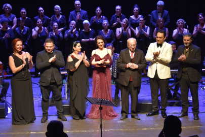 Tangodan Valse Konseri Büyük İlgi Gördü