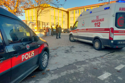 Edirne'de Öğrenciyi Bıçaklayanlara Ev Hapsi Verildi