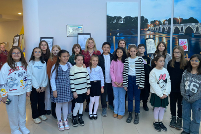 Edirne Gençlik Merkezi Kursiyerlerinden Karma Resim Sergisi