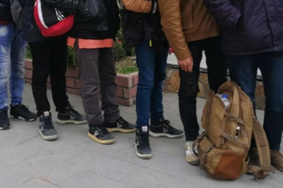 Kırklareli'nde 19 Düzensiz Göçmen Yakalandı