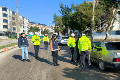 Malkara Polisi Uygulamada Vatandaşların Yeni Yılını Kutladı
