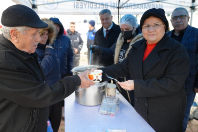 Marmaraereğlisi Belediyesi’nden  Halk Pazarında Sıcak Çorba İkramı