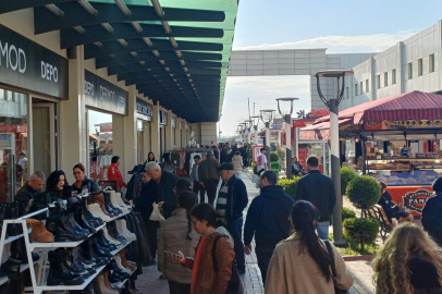 Edirnelinin Tercihi Bugün Açık Hava AVM Oldu