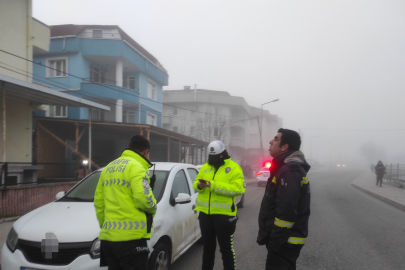 Tekirdağ'da Otobüs Park Halindeki Araca Çarpıp Kaçtı: Kaza Anı Kamerada