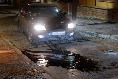 Bariyere Çarpan Otomobil Zarar Gördü