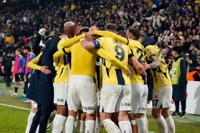 Fenerbahçe 9 Kişi Kalan Çaykur Rizespor’u 3-2 Yendi