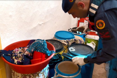 Tekirdağ'da 7 Bin 104 Litre Sahte ve Kaçak Alkol Ele Geçirildi