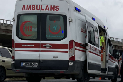 Devrilen Çöp Kamyonunun Sürücüsü Yaralandı