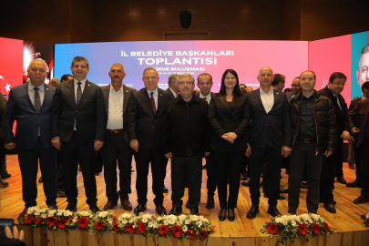 Edirne'deki CHP İl Belediye Başkanları Toplantısı Sonucu: “Erken Değil Derhal Seçim”