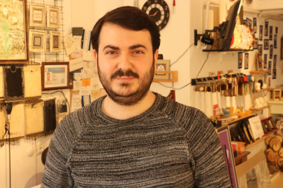 Merakı Üzerine Başladığı Kaligrafi Sanatında "Usta" Oldu