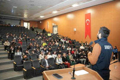 Tekirdağ'da Öğrenciler Suç ve Siber Zorbalığa Karşı Bilgilendirildi