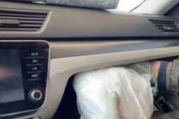 Otomobilde Uyuşturucu Hap Ele Geçirildi