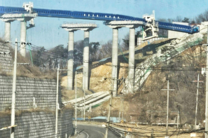 Güney Kore’deki Otoyol İnşaatında Facia Gibi Kaza