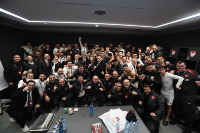 Cumhurbaşkanı Erdoğan'dan A Milli Futbol Takımı'na Tebrik Telefonu