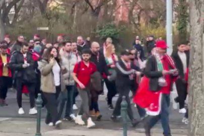 Türk Taraftarlar, Millileri Macaristan'da Yalnız Bırakmadı