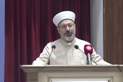 Diyanet İşleri Başkanı Erbaş Tekirdağ'da Konferansta Konuştu
