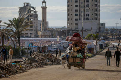 Gazze’de Can Kaybı 50 Bin 82’ye Yükseldi
